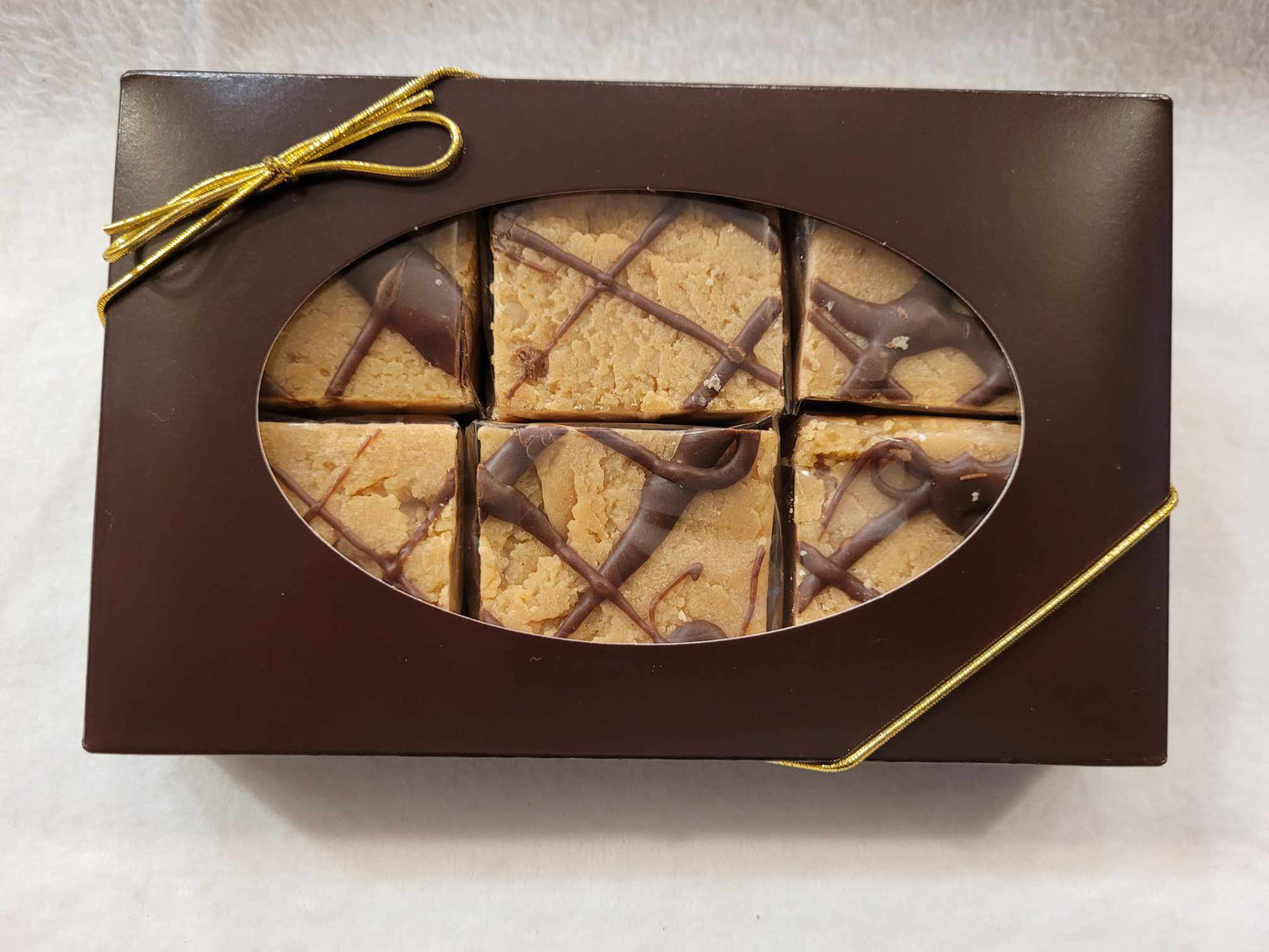6 piece Peanut Butter Chocolate Fudge in gift box