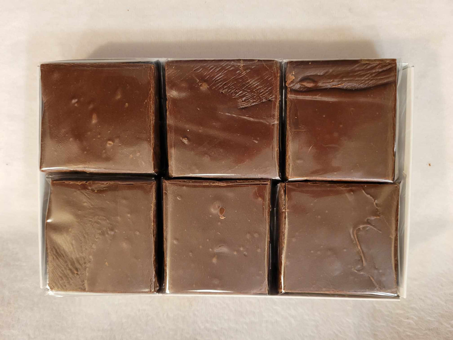 6 pieces of our Classic Chocolate Fudge