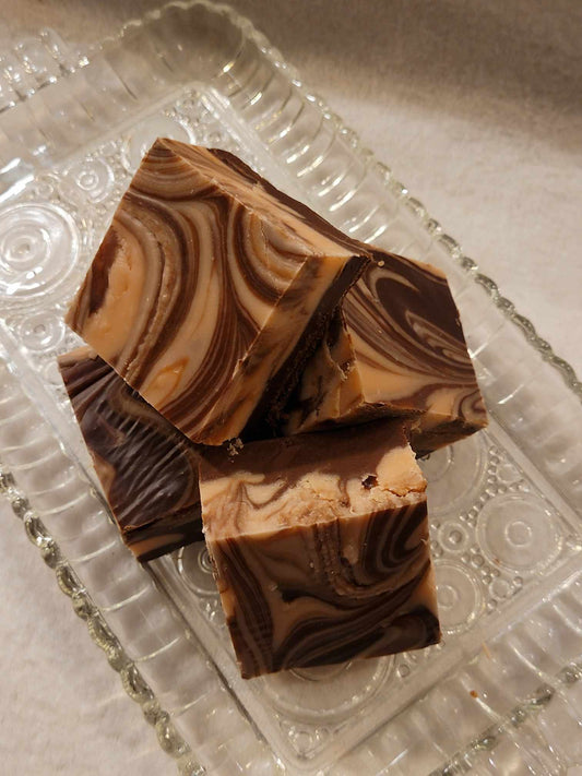 Amaretto Chocolate Swirl Fudge