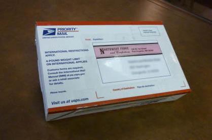 Small priority mailing box