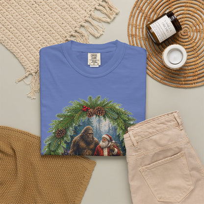 Santa & Sasquatch T-Shirt / Christmas Shirt / Bigfoot Tee