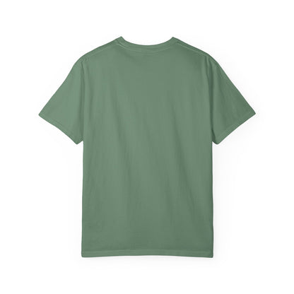 Santa & Sasquatch T-Shirt / Christmas Shirt / Bigfoot Tee
