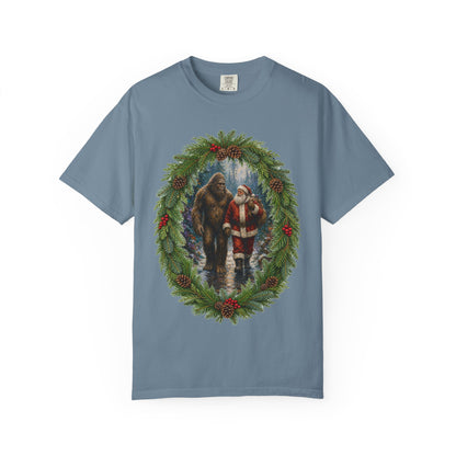 Santa & Sasquatch T-Shirt / Christmas Shirt / Bigfoot Tee
