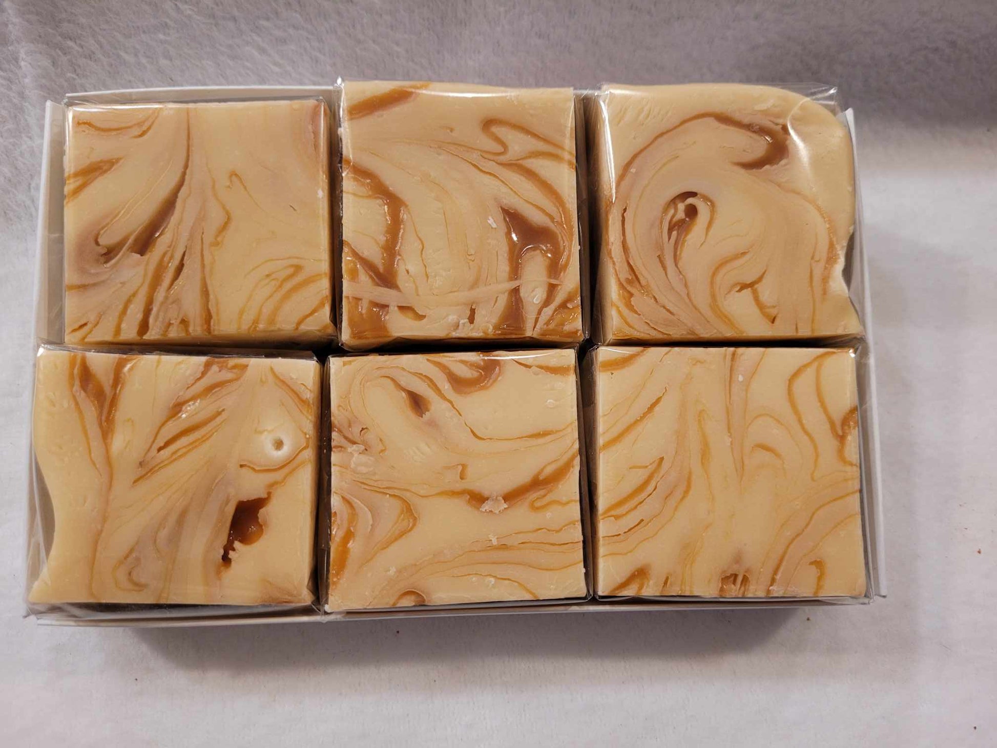 6 piece Vanilla Praline Fudge