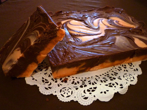 Amaretto Chocolate Swirl Fudge