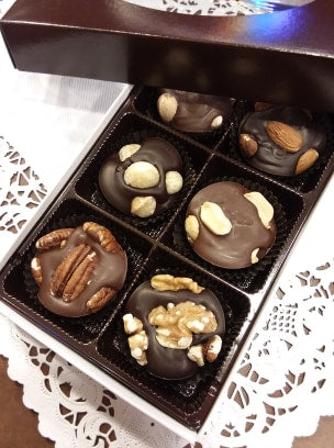 6 piece gift box of assorted nut clusters