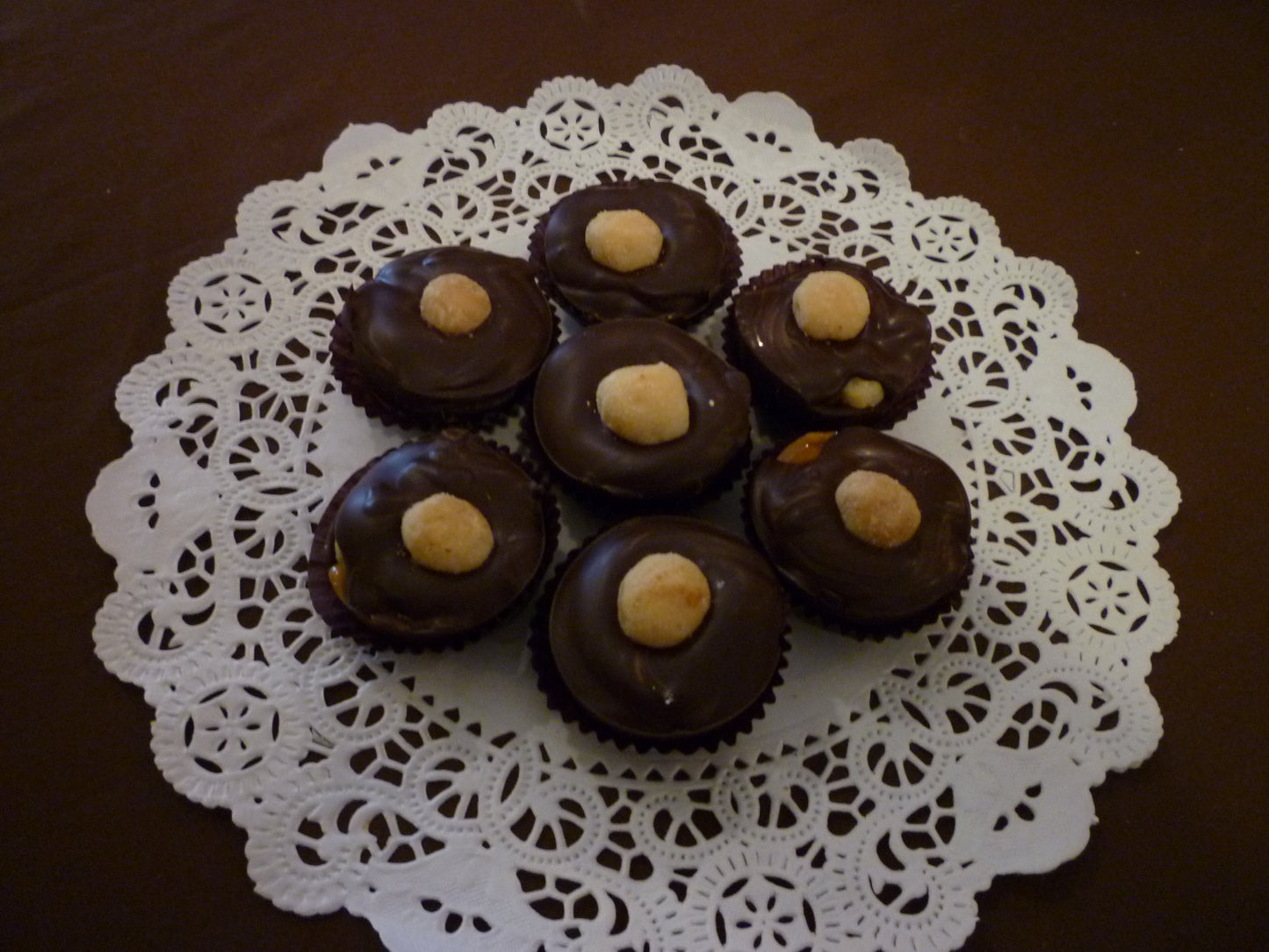 9 piece Chocolate Nut Clusters